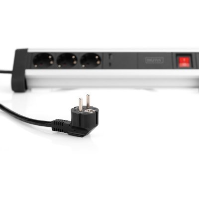 DIGITUS 3-fach Office Steckdosenleiste 1xUSB-A 1xUSB-C Ein/Aus