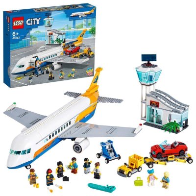 LEGO 60262 City Airport Passagierflugzeug